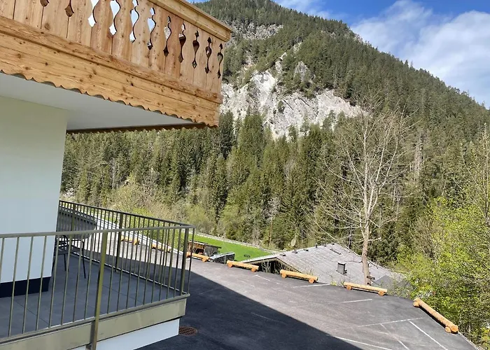 Franz Johann Aparts - 150m To Slopes Apartment