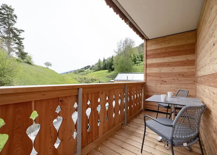 Franz Johann Aparts - 150m To Slopes *