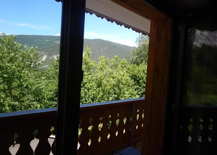 Franz Johann Aparts - 150m To Slopes *