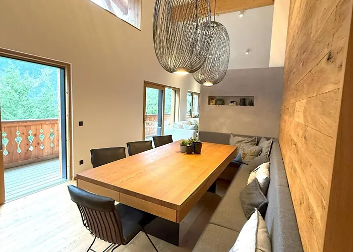 Franz Johann Aparts - 150m To Slopes Apartment *